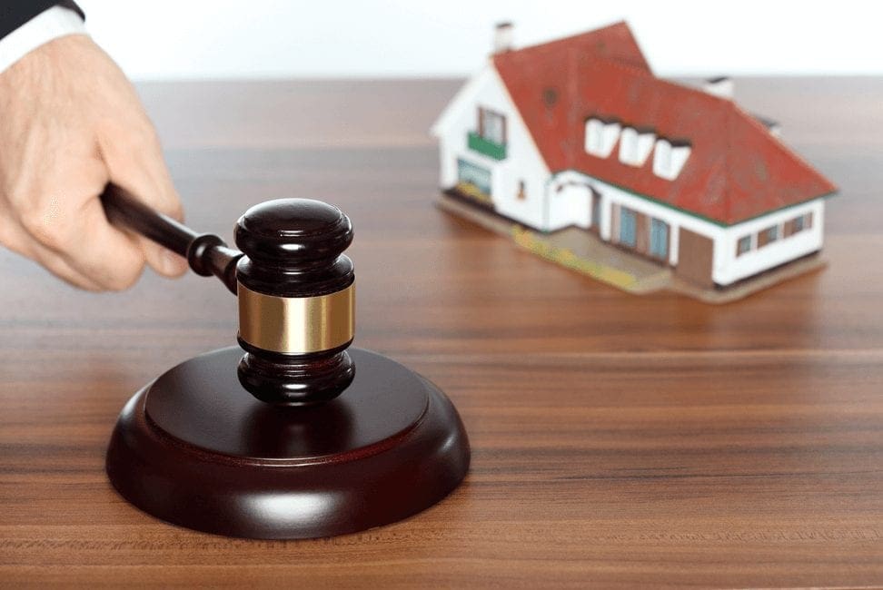gavel-and-toy-house gavel-and-toy-house